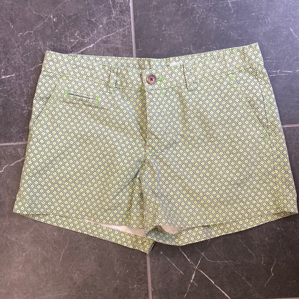 Gap shorts in green and navy print size 2